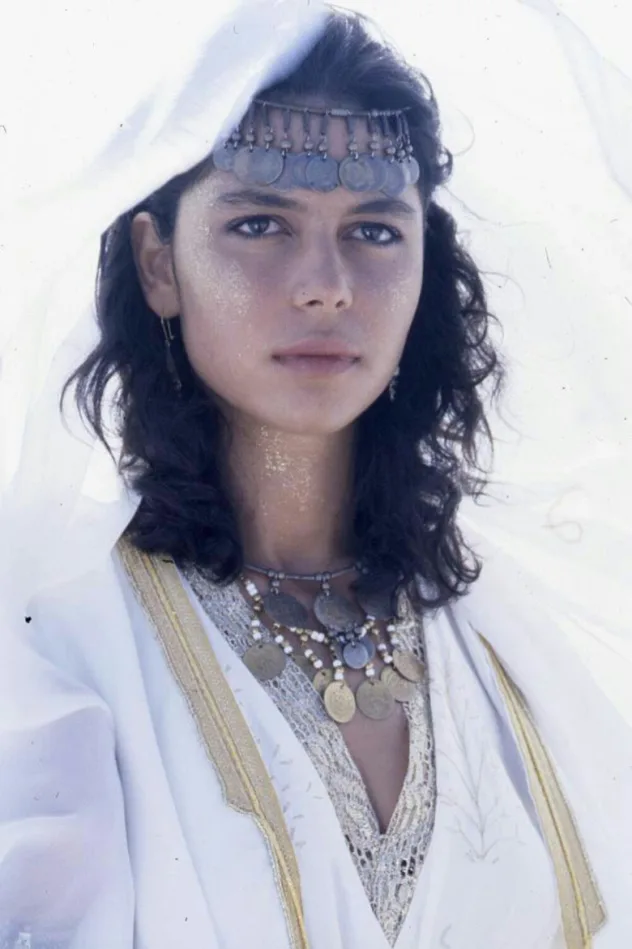صورة الغلاف لـ Anna Condo