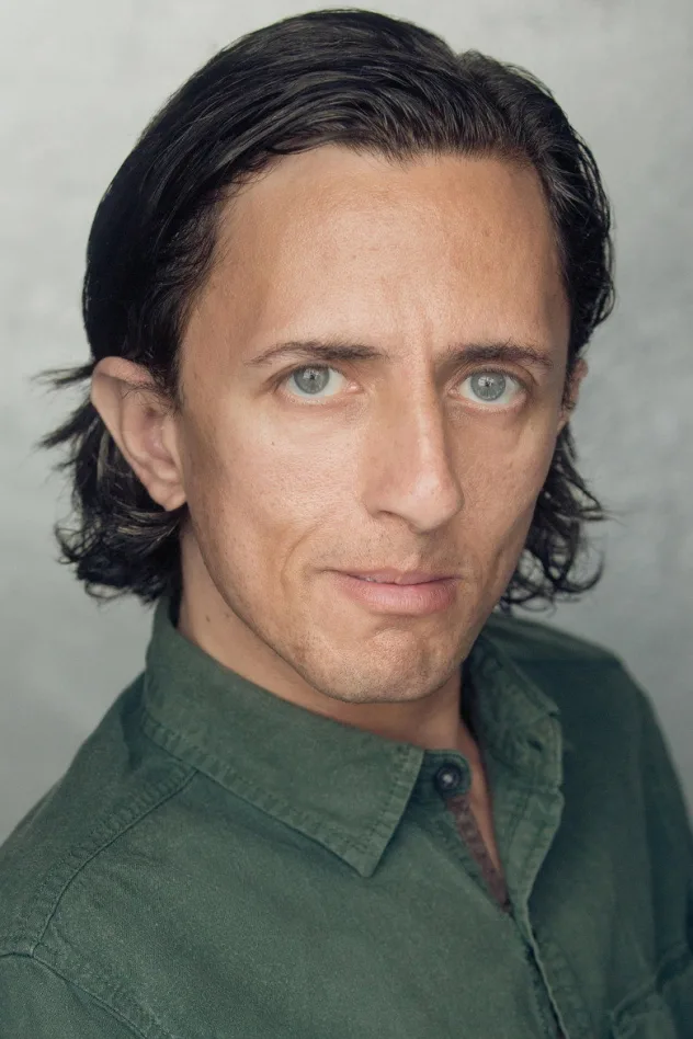 Imagen de portada para Elliot Harris