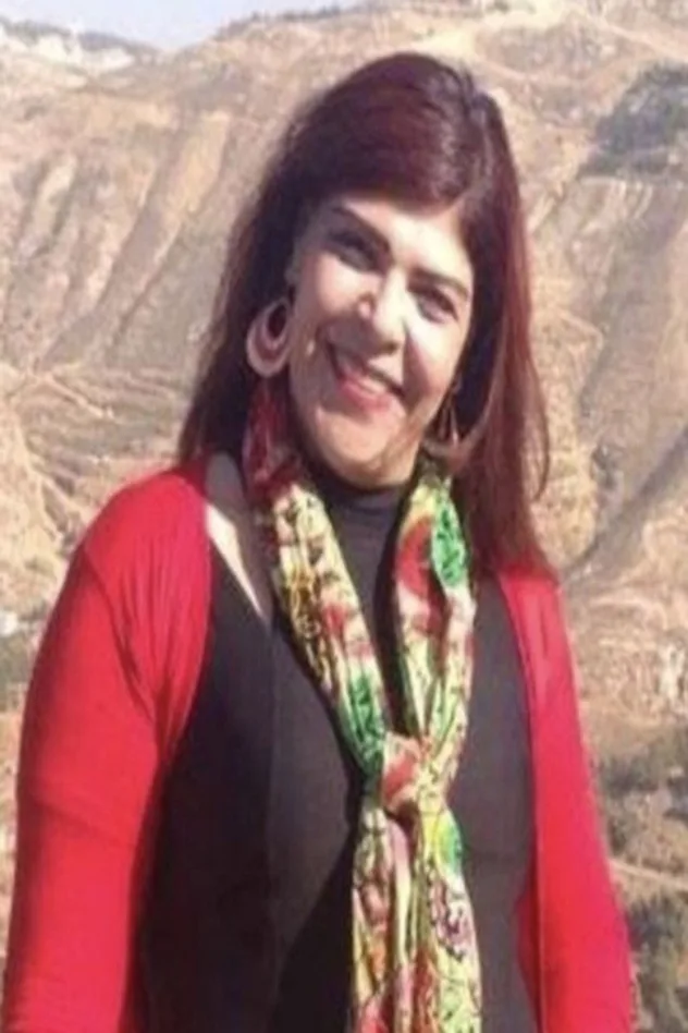 Cover image for Donia Mohamed