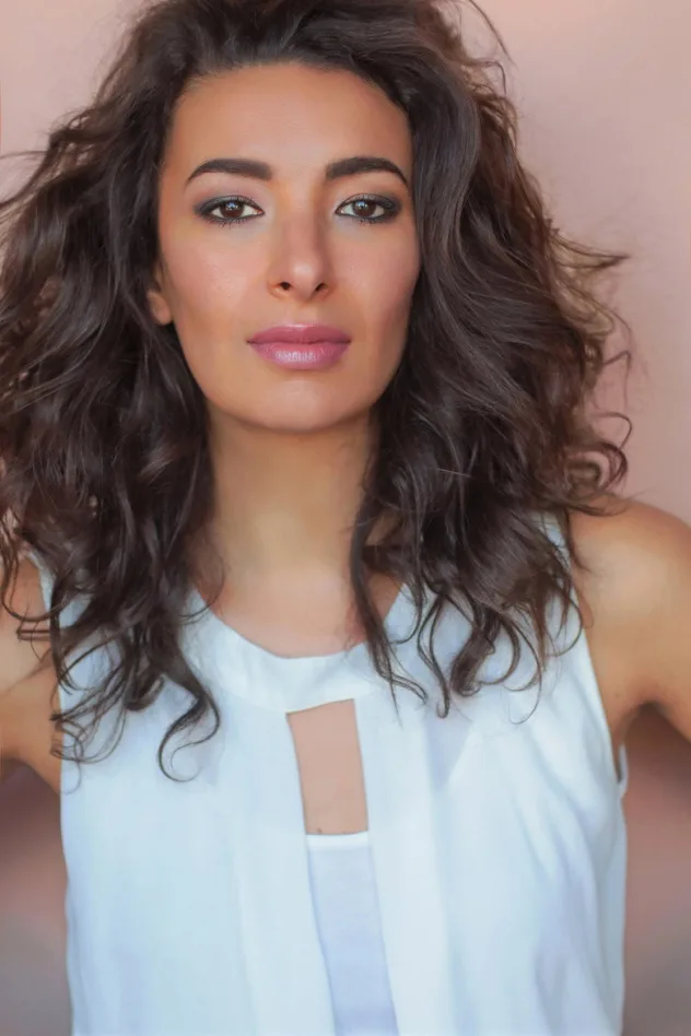 Sofia Yepes için kapak görseli