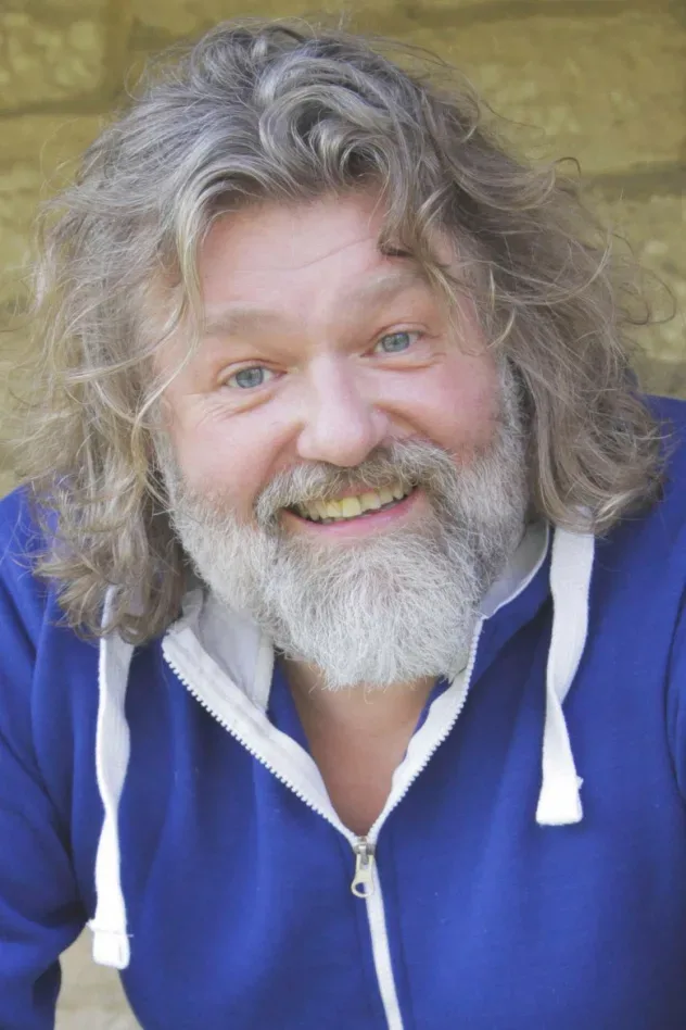 صورة الغلاف لـ Simon King