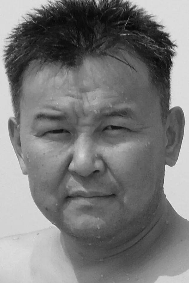 Vladimir Shirapov için kapak görseli