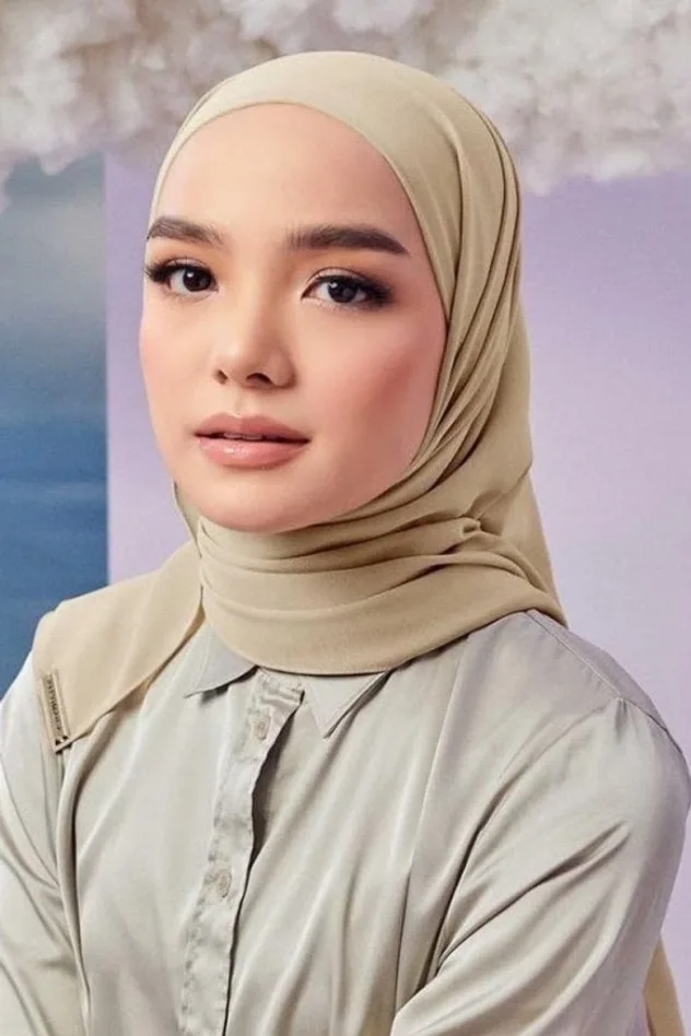 Qasrina Karim için kapak görseli