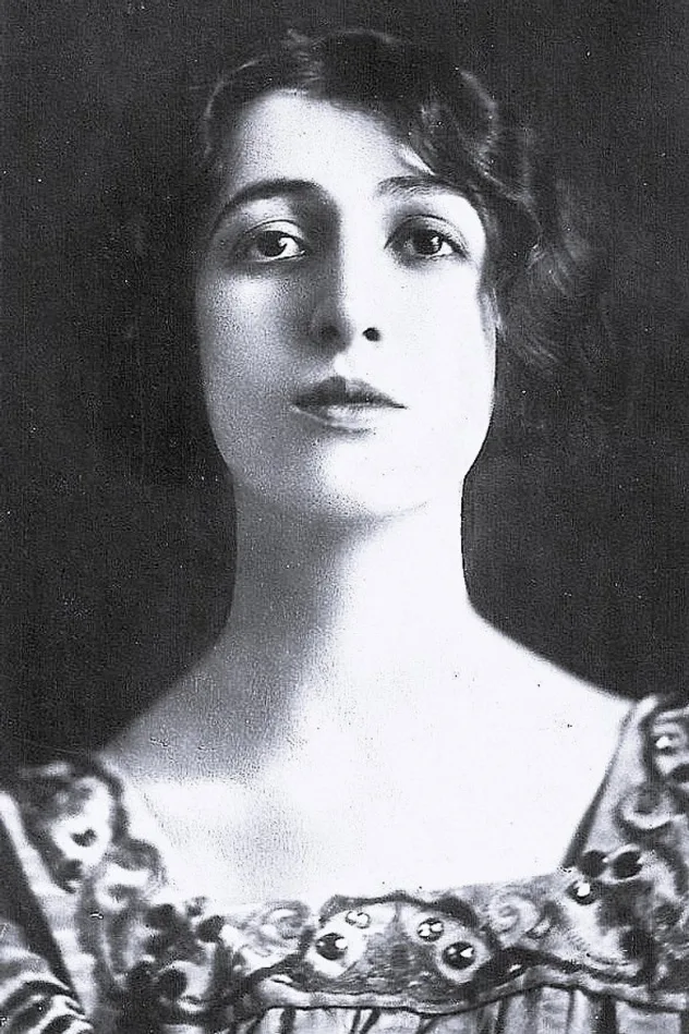 Elena Sangro için kapak görseli