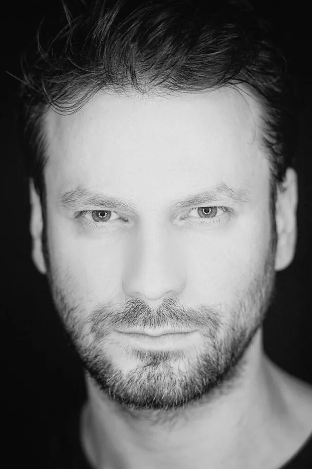 Umut Özkan için kapak görseli