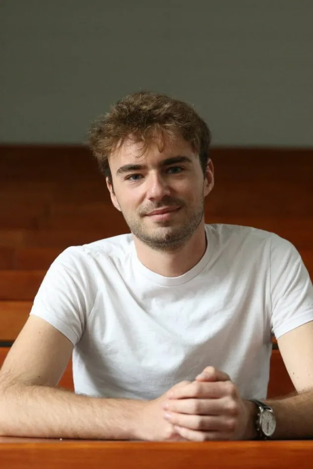 Antoine Bristielle için kapak görseli