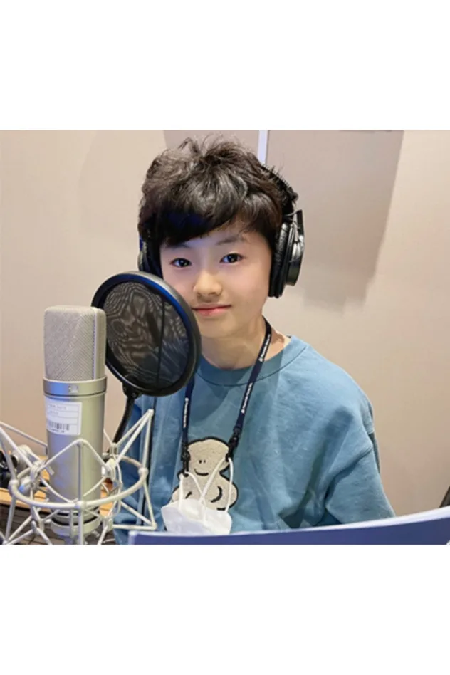 Cover image for Lee Jun-seo