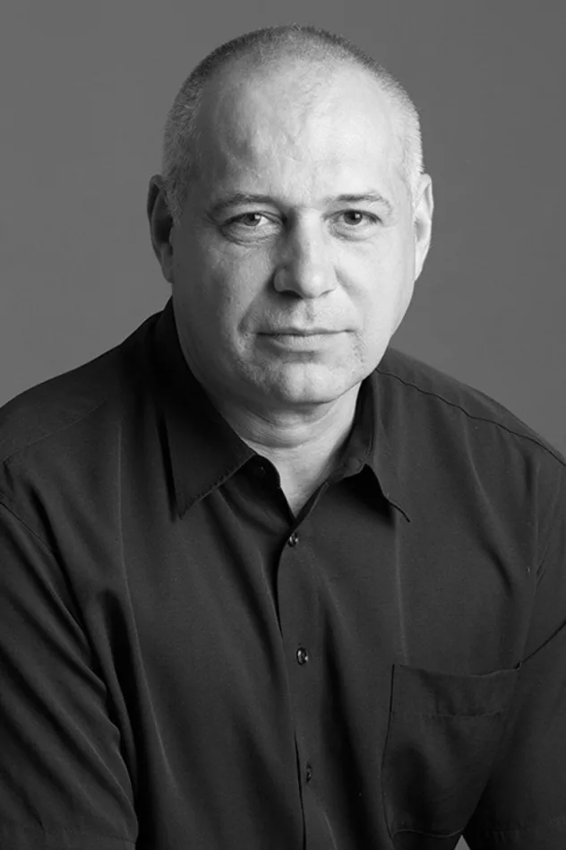 Обложка для Róbert Ilyés