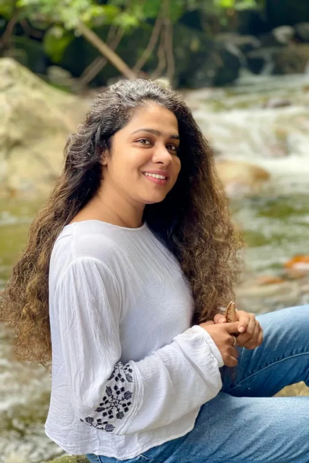 Cover image for Sinethi Akila