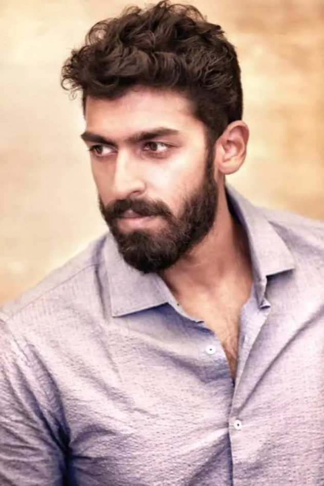 Imagen de portada para Vinay Rajkumar