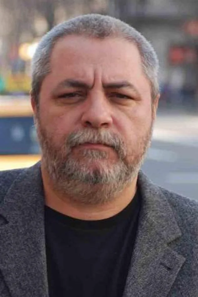 Ion Sapdaru için kapak görseli