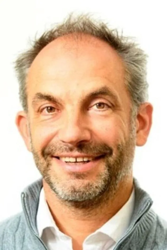 Adam Norris