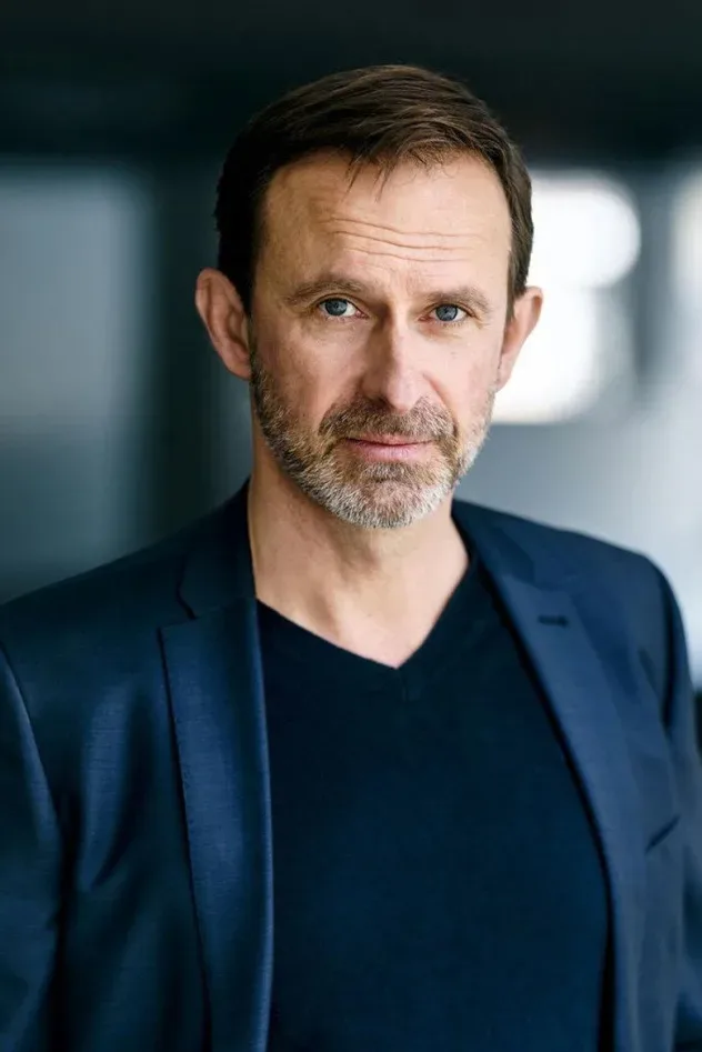 Обложка для Nicolas König