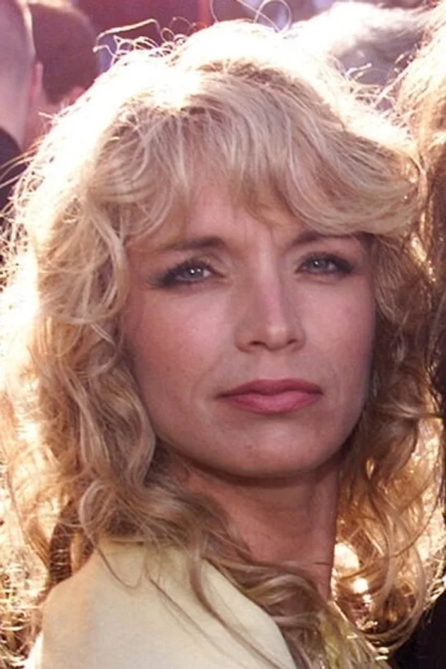 Обложка для Cyrinda Foxe