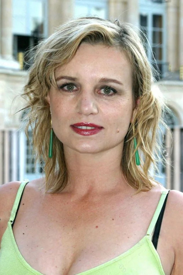 Fabienne Babe için kapak görseli
