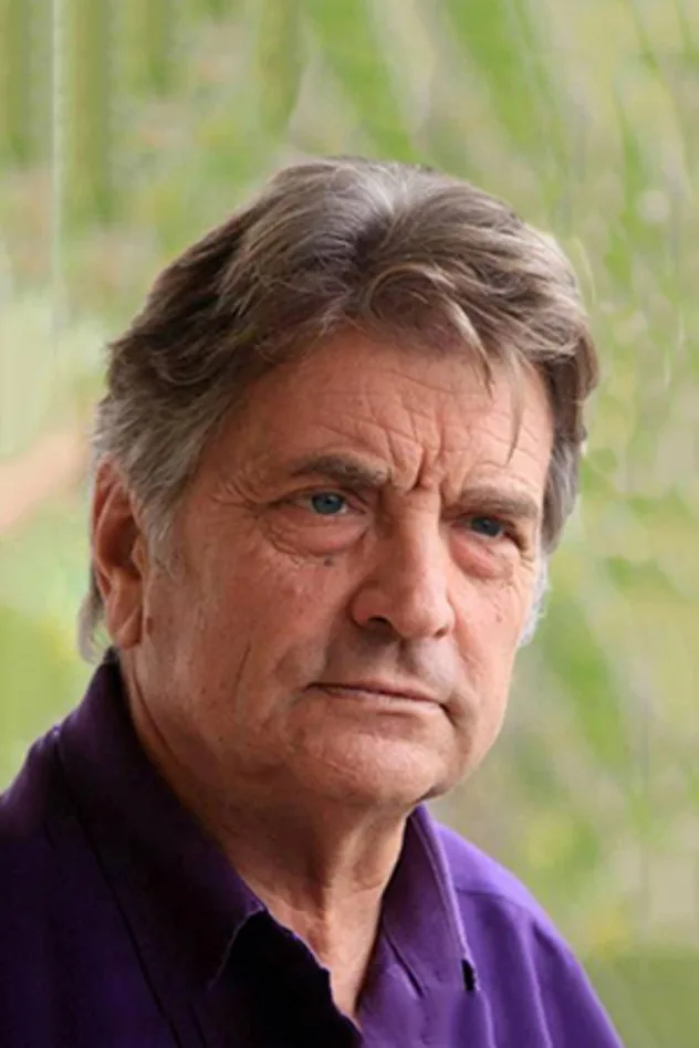 Cover image for Giorgos Mihalakis