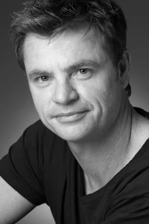 Обложка для Martin Lynes