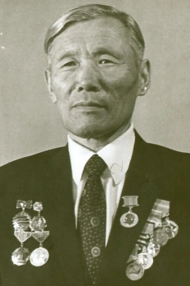 صورة الغلاف لـ Dagba Dondukov