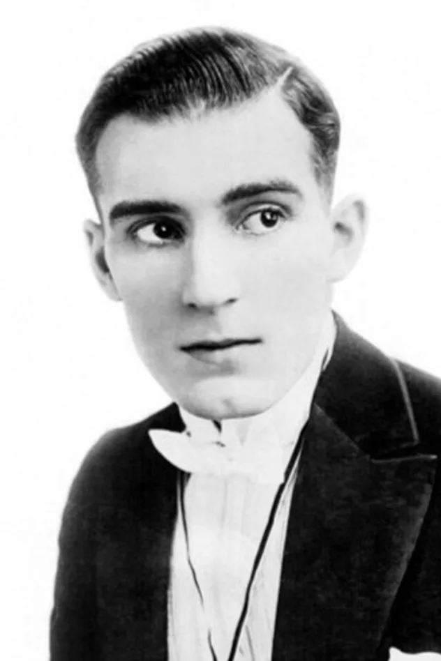 Cover image for Frank Bennett