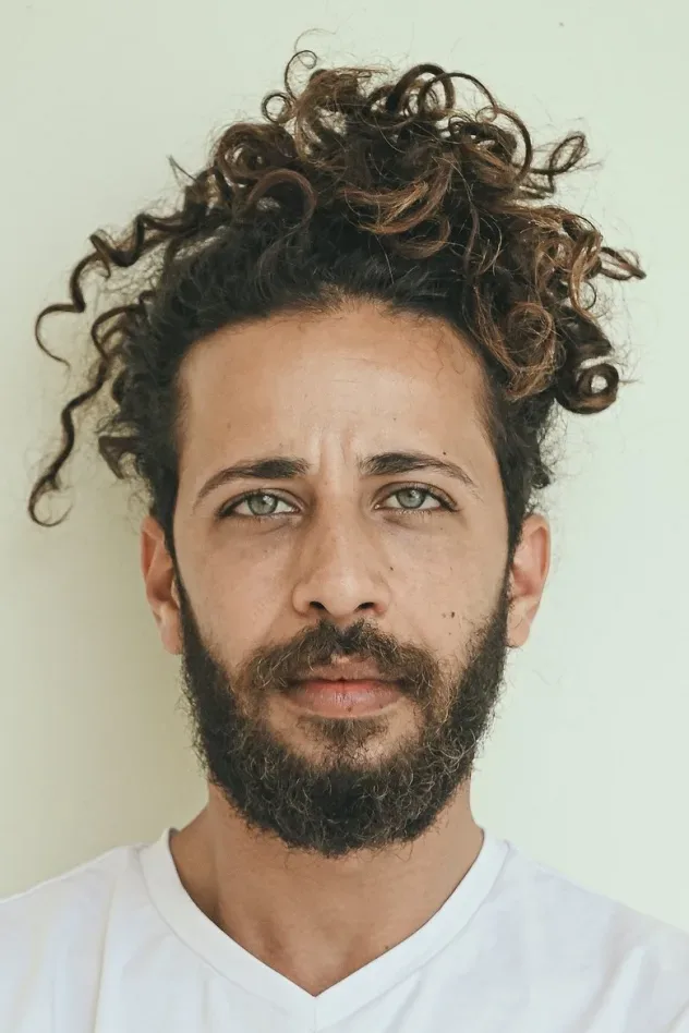 Cover image for Motaz Malhees
