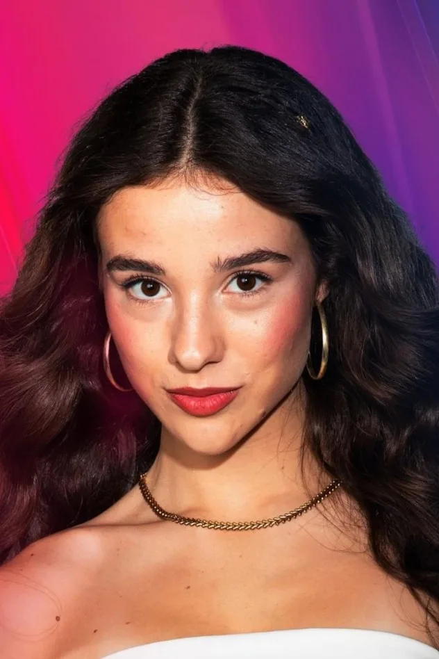 Cristina Lora
