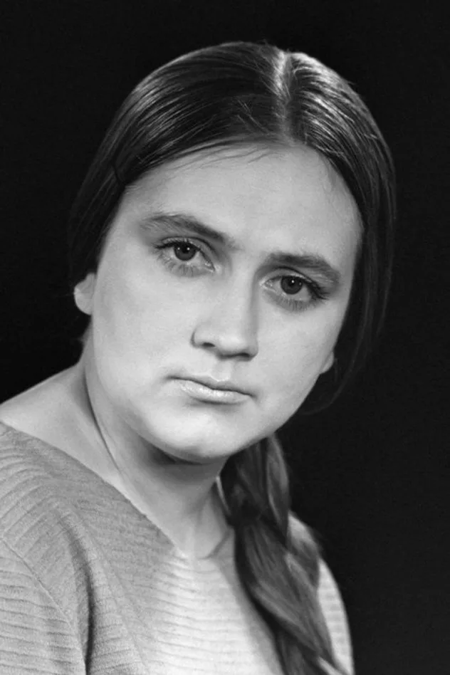Iryna Bunina için kapak görseli