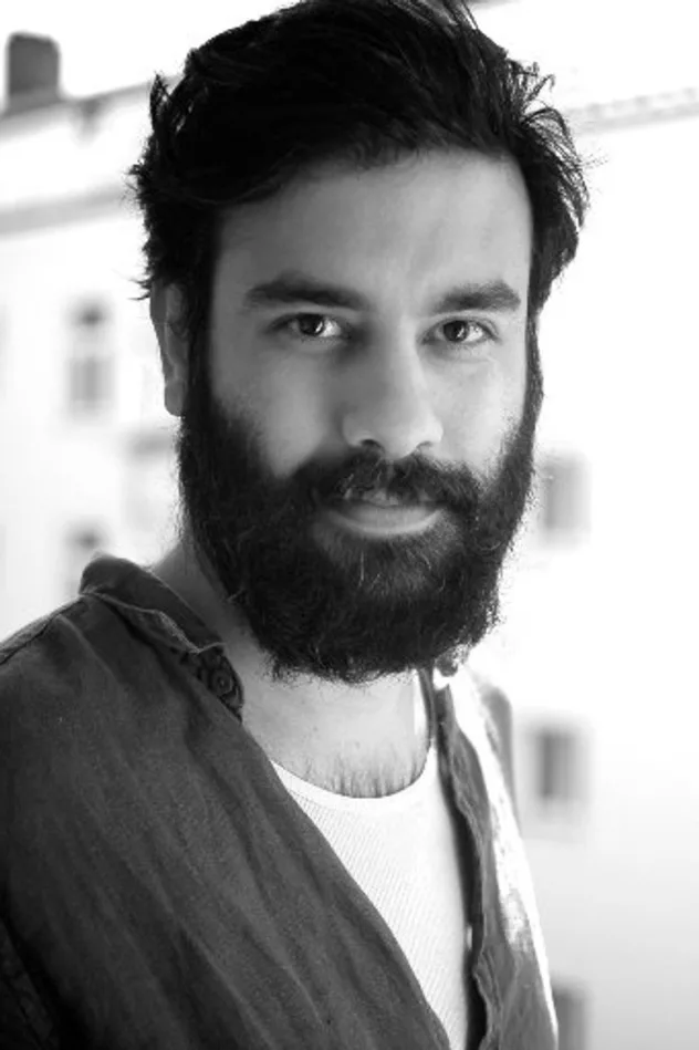 Alireza Golafshan için kapak görseli