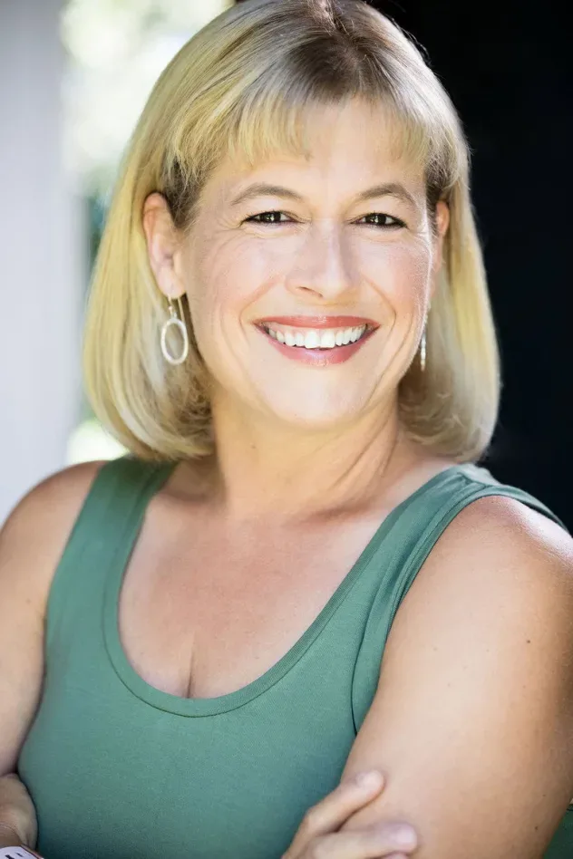 Imagen de portada para Lisa Picotte