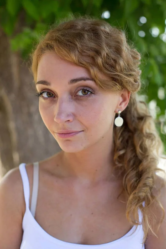 Yuliya Mavrina için kapak görseli