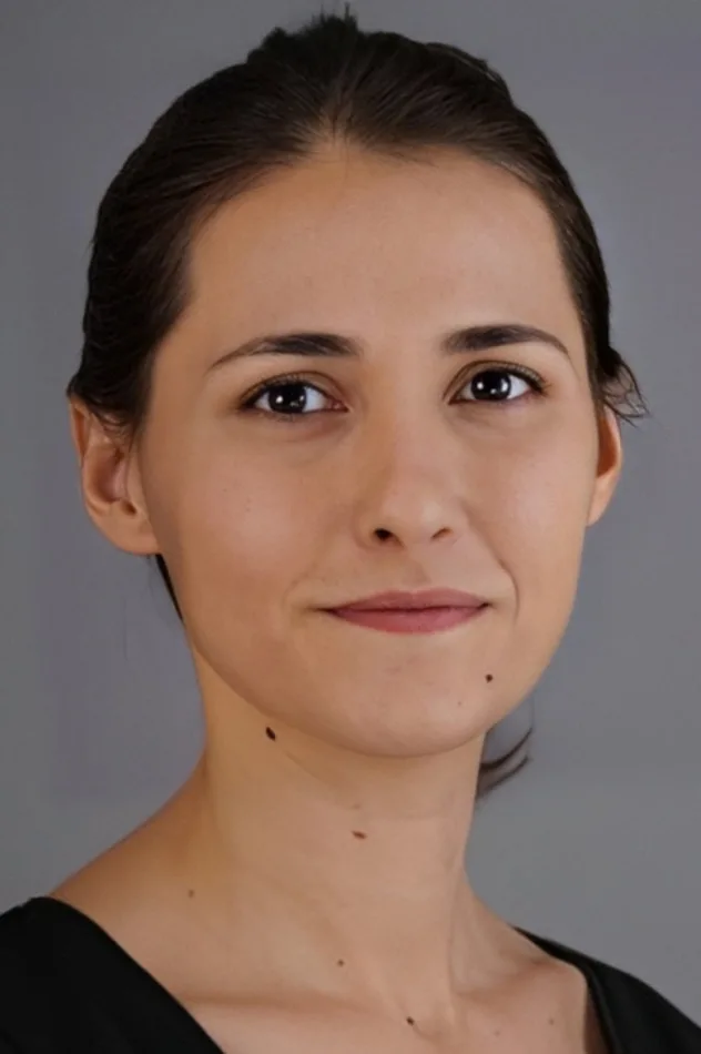 صورة الغلاف لـ Ecem Akyol