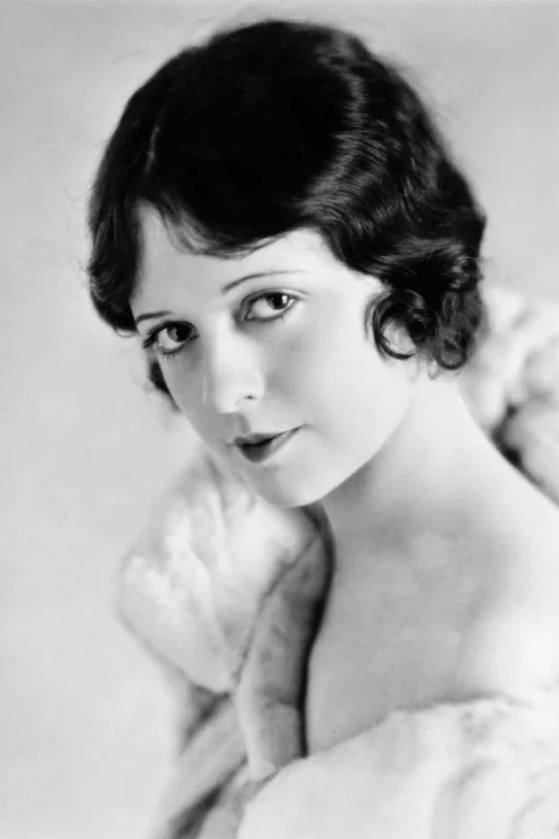 Cover image for June Marlowe