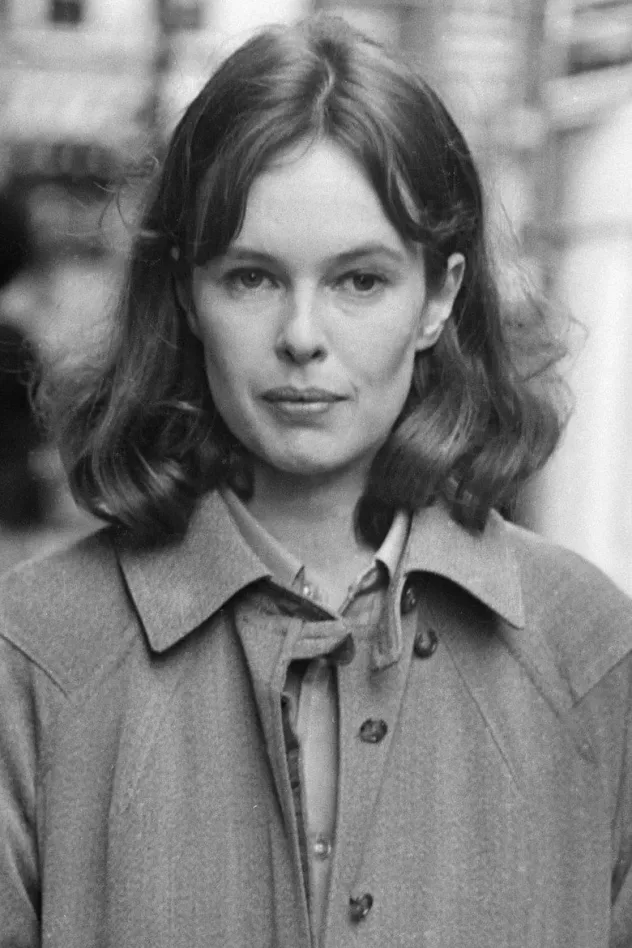 Imagen de portada para Sandy Dennis