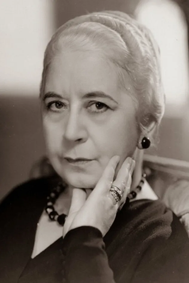 Обложка для Louise Closser Hale