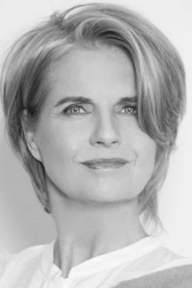 Cover image for Edda Björgvinsdóttir