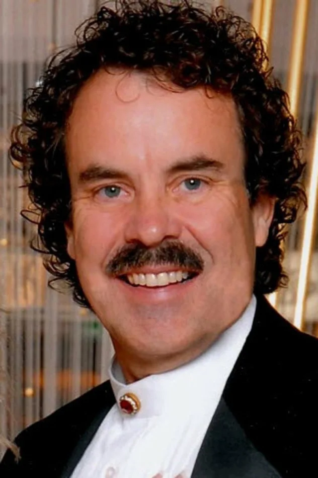 صورة الغلاف لـ Kevin Hall