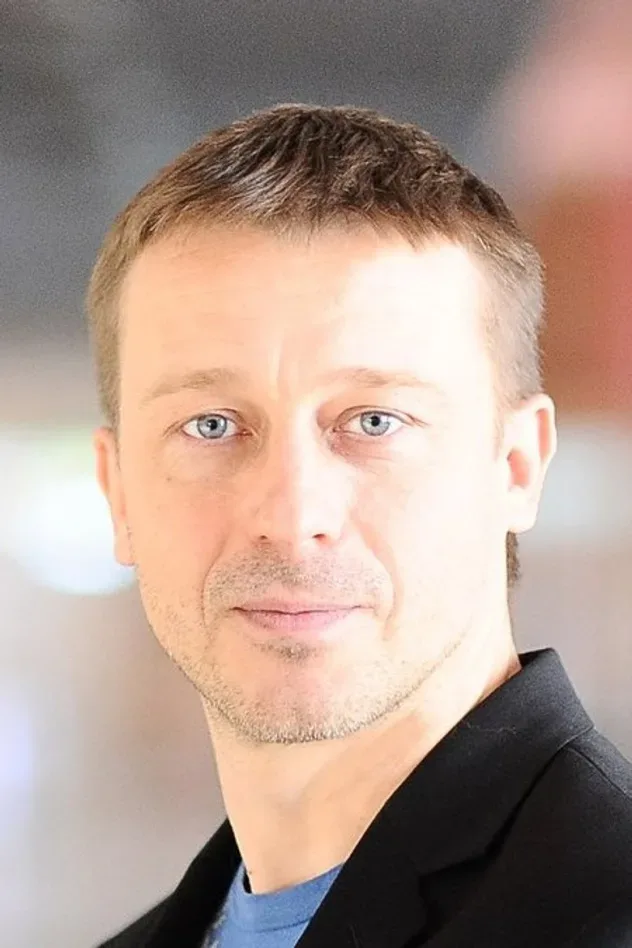 Cover image for Роман Жилкин