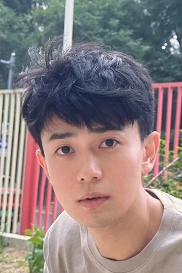 Обложка для Luo Yixin