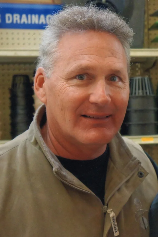 Dean Hallo