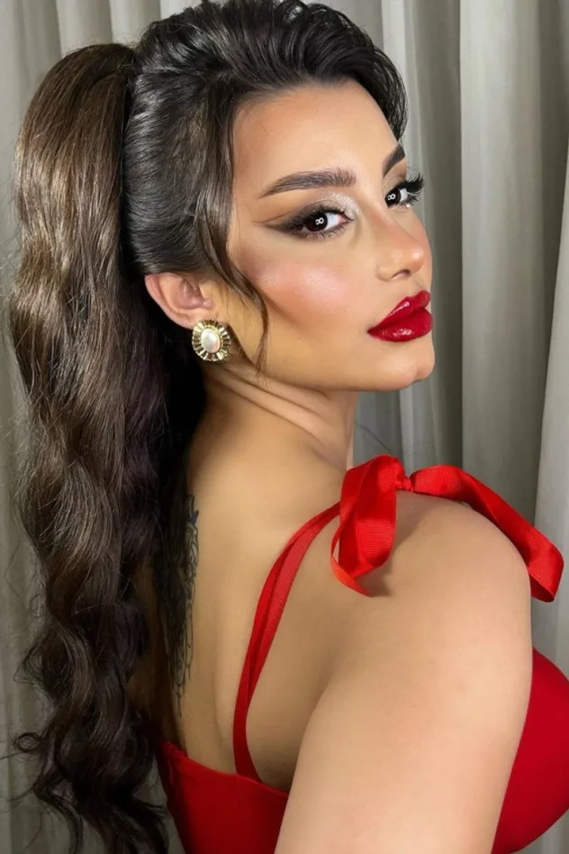 Обложка для Laila Omarr