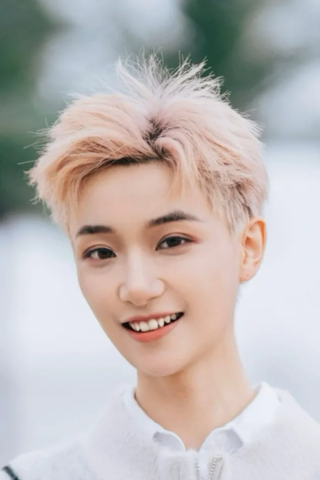 Обложка для Duan Jingyi