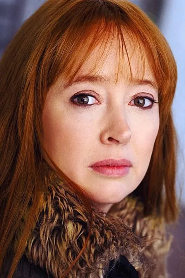 Обложка для Lucinda Clare