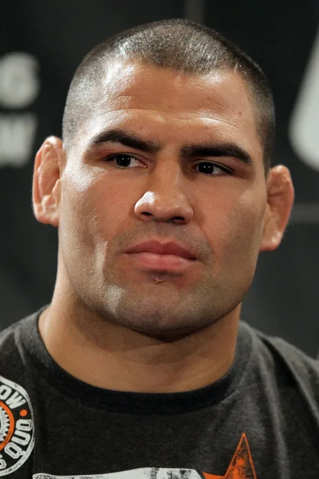 Обложка для Cain Velasquez