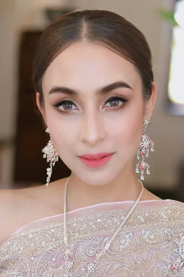 صورة الغلاف لـ Katreeya English
