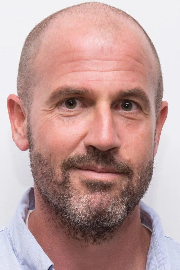 фото James Frey