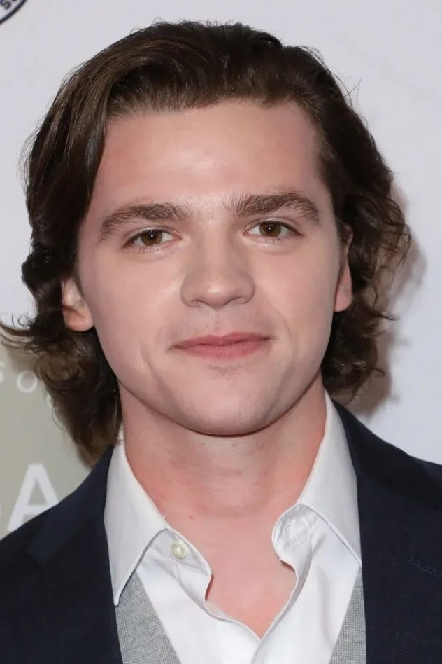 Обложка для Joel Courtney
