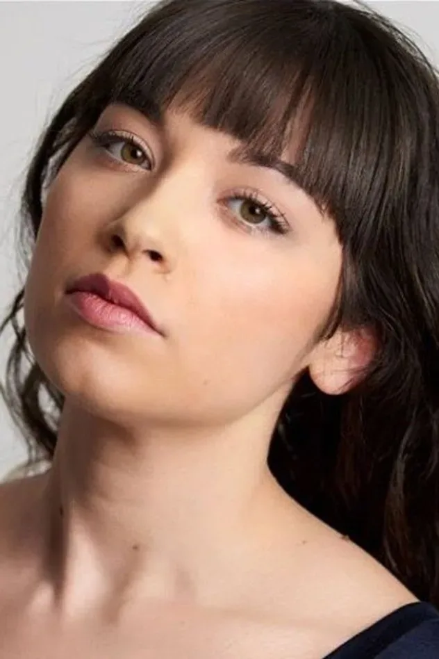 Cover image for Chloe Aktas