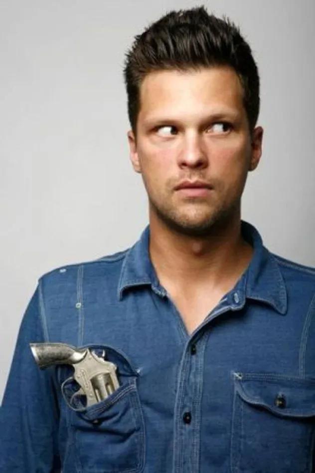 Обложка для Julian McCullough