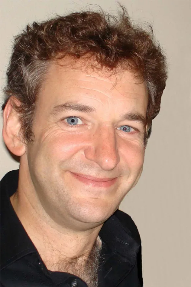 صورة الغلاف لـ Martin Ball