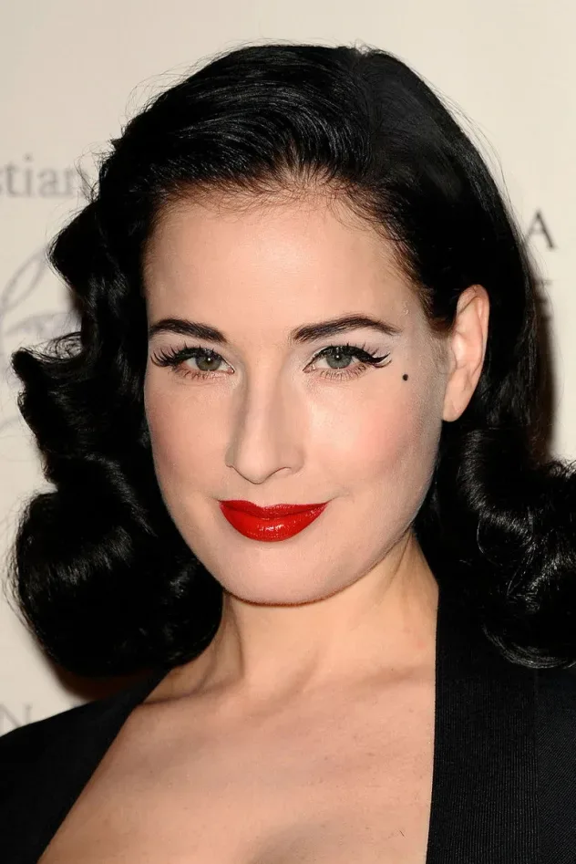 Imagen de portada para Dita Von Teese