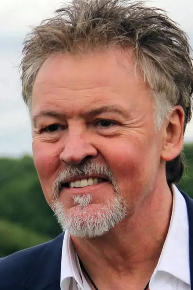 Imagen de portada para Paul Young